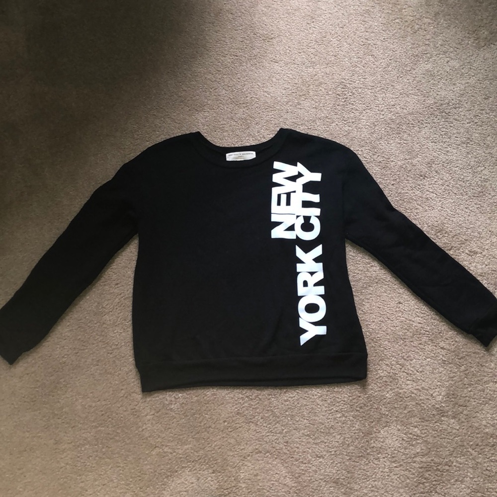 urban outfitters black “new york city” sweater